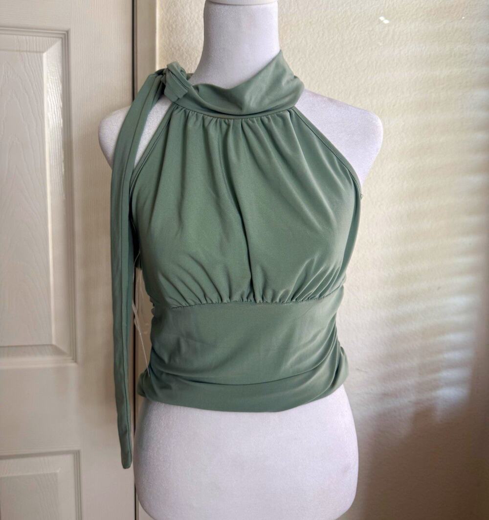 Timing Women’s L Green Solid Knit Halter Tie-Back Backless Tank Top